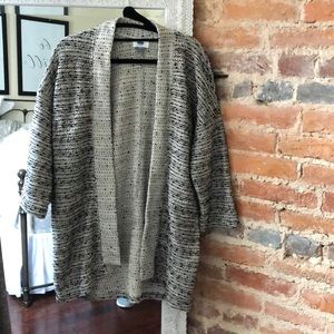 Mid length sleeve cardigan